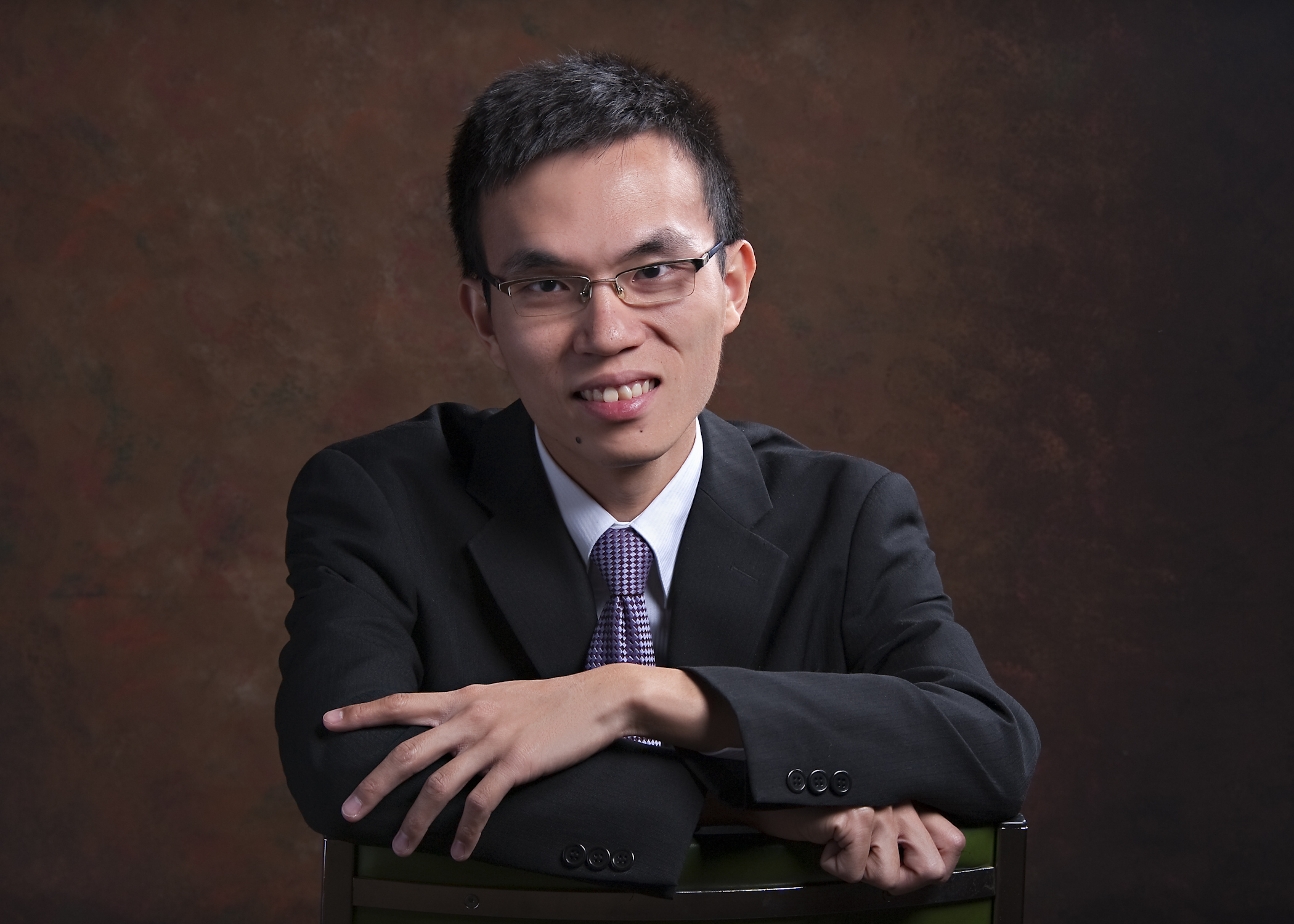 Dr. Simon  Chan